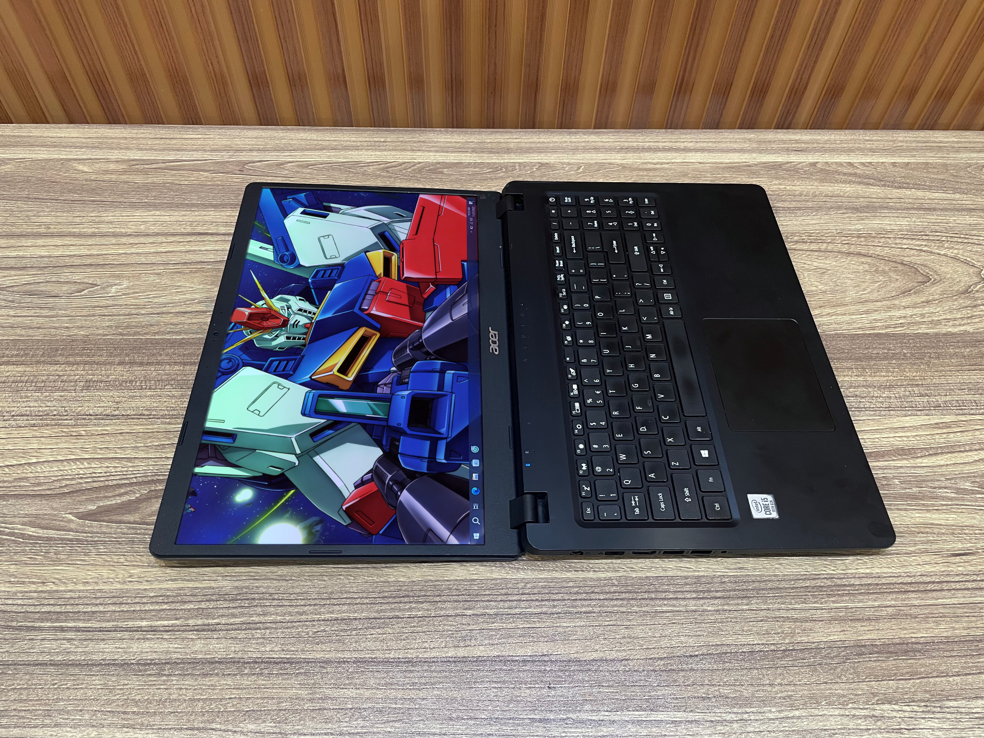 Laptop Acer Aspire 3 - 15.6" HD / i5-1035G1 / 8 GB / 128 GB